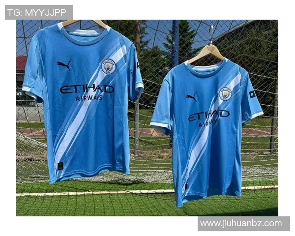 足球12号球衣背后的传奇人物有哪些精彩故事与成就